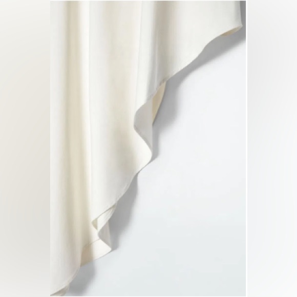 COS Cream Asymmetrical T-shirt Medium NWT - Picture 7 of 11